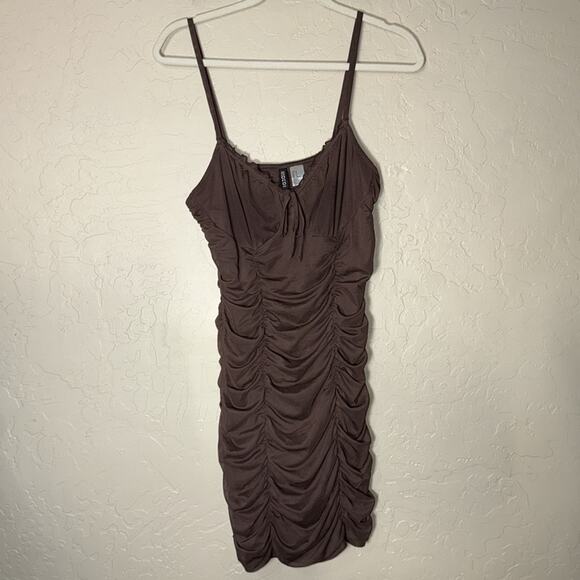 Y2k h&m body on ruched sweetheart fairy whimsy goth mini dress size medium - Picture 6 of 6